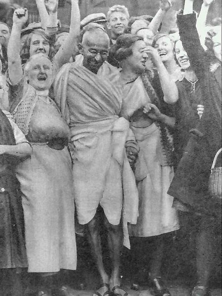 Mahatma Mohandas Gandhi textile workers Darwen Lancashire England September 26, 1931